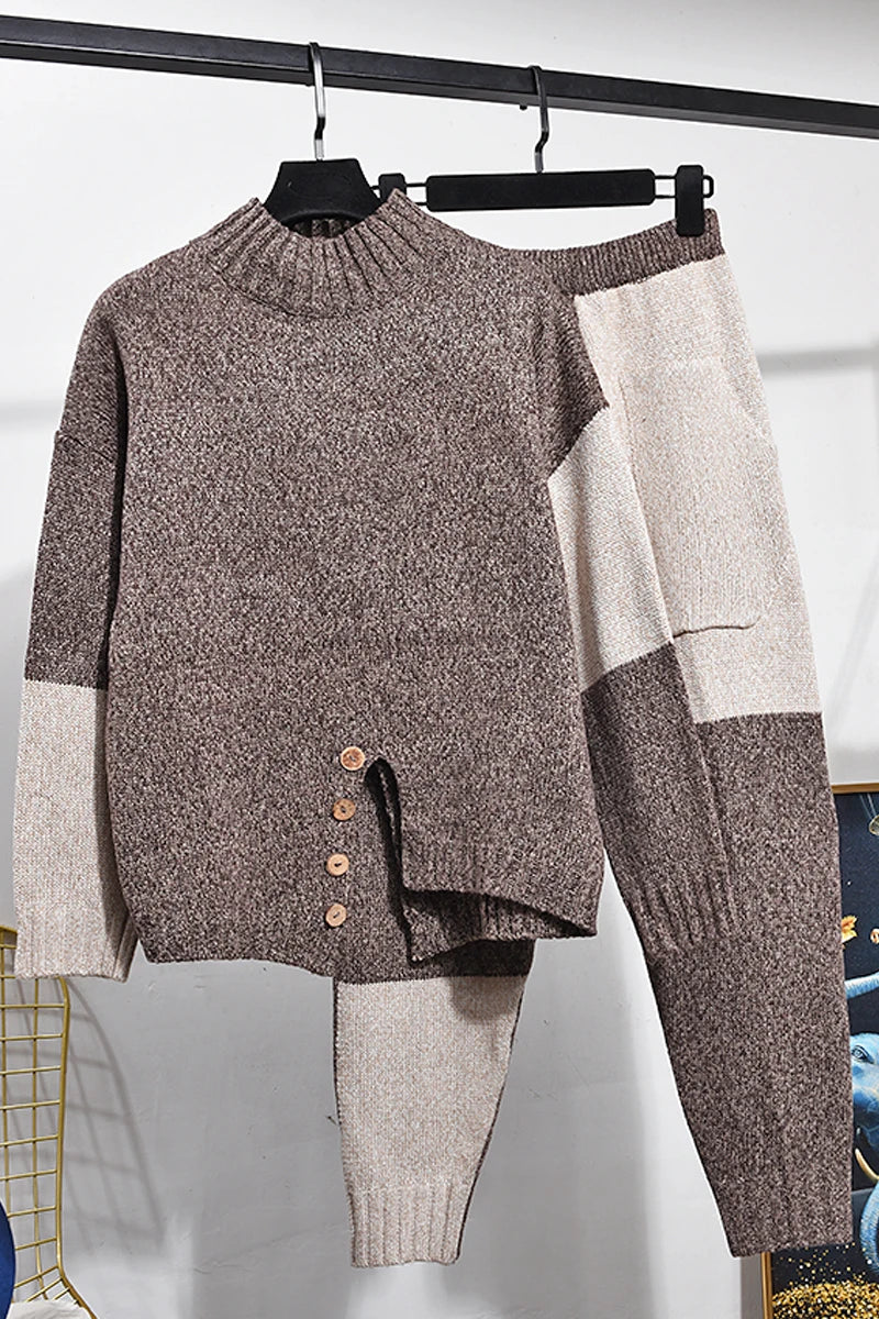 Women's Knit Sweater & Pants Set